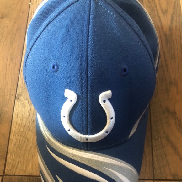 NFL Reebok Colts Hat - Picture 2 of 11